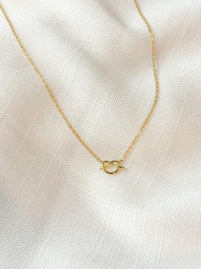 Pretzel Necklace - Tacklebox