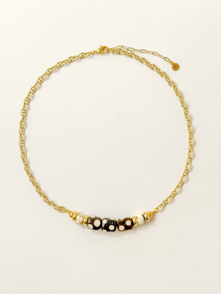 Salt & Pepper Necklace - Tacklebox