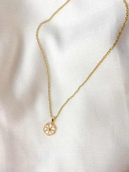 Daisy Necklace - Tacklebox