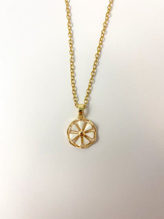 Daisy Necklace - Tacklebox